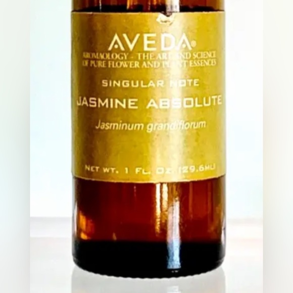 Meet your Posher, Christine - Picture 2 of 16